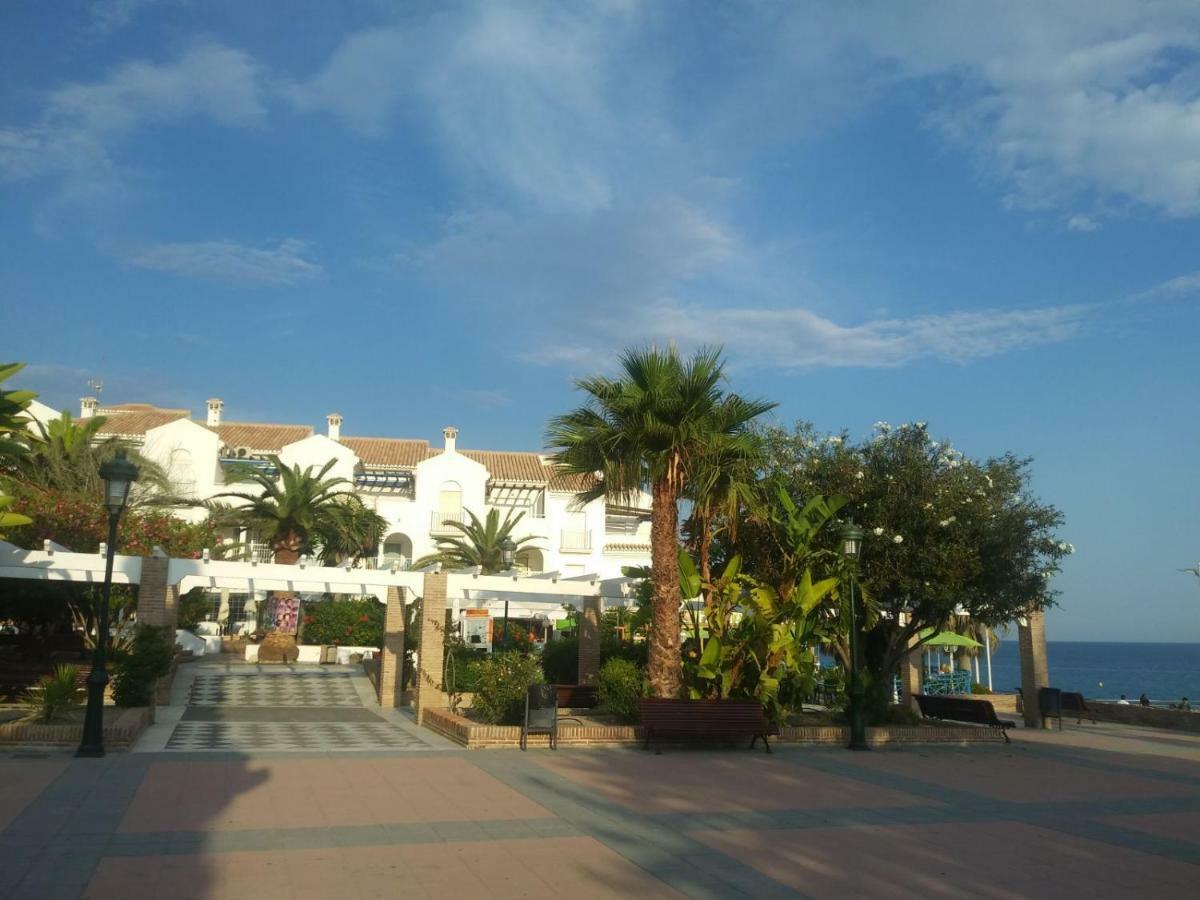 Nerja Solymar Apartment Ngoại thất bức ảnh